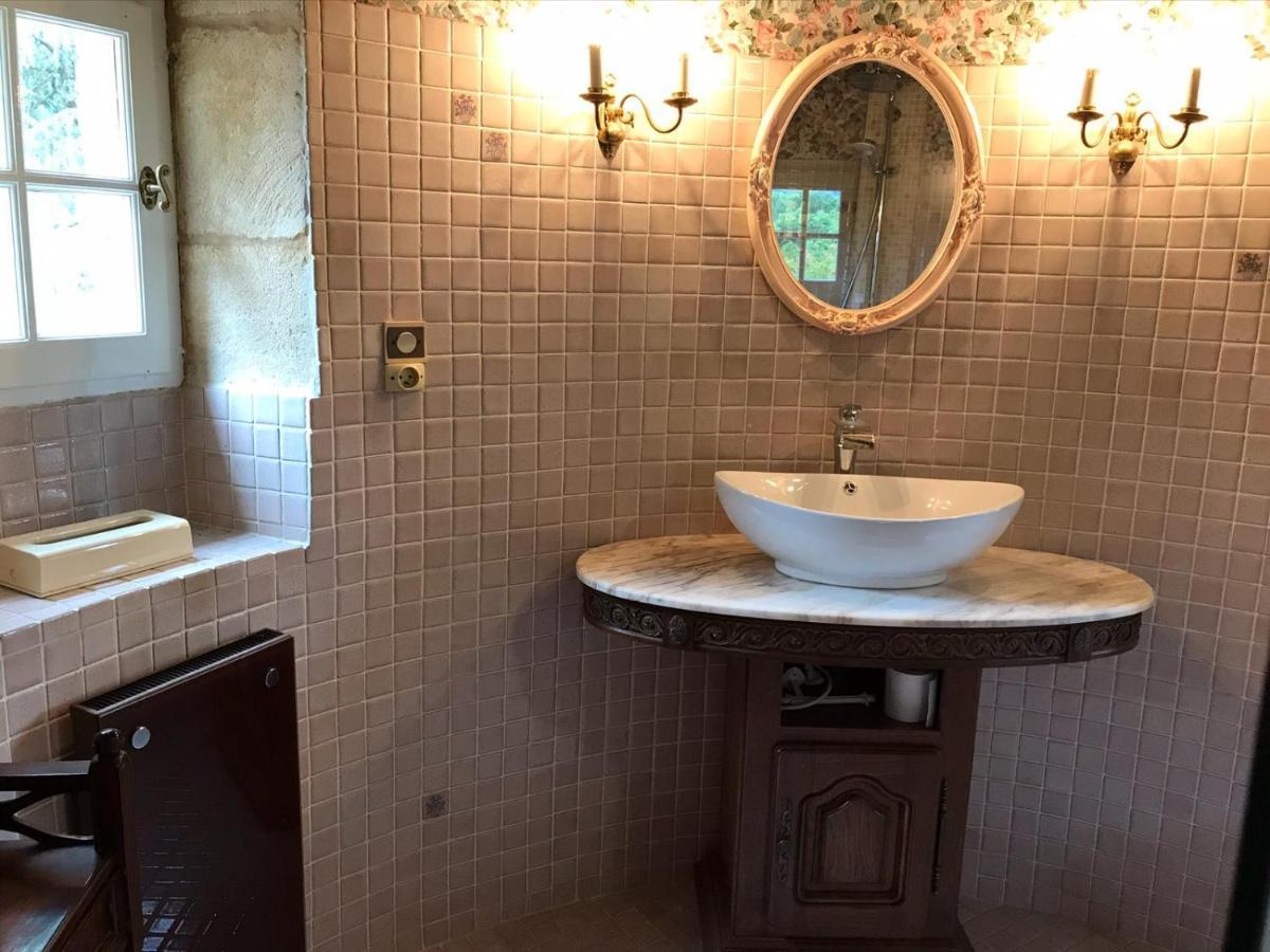 Le Petit Chateau - Adults Only Property Le Bugue Exterior photo