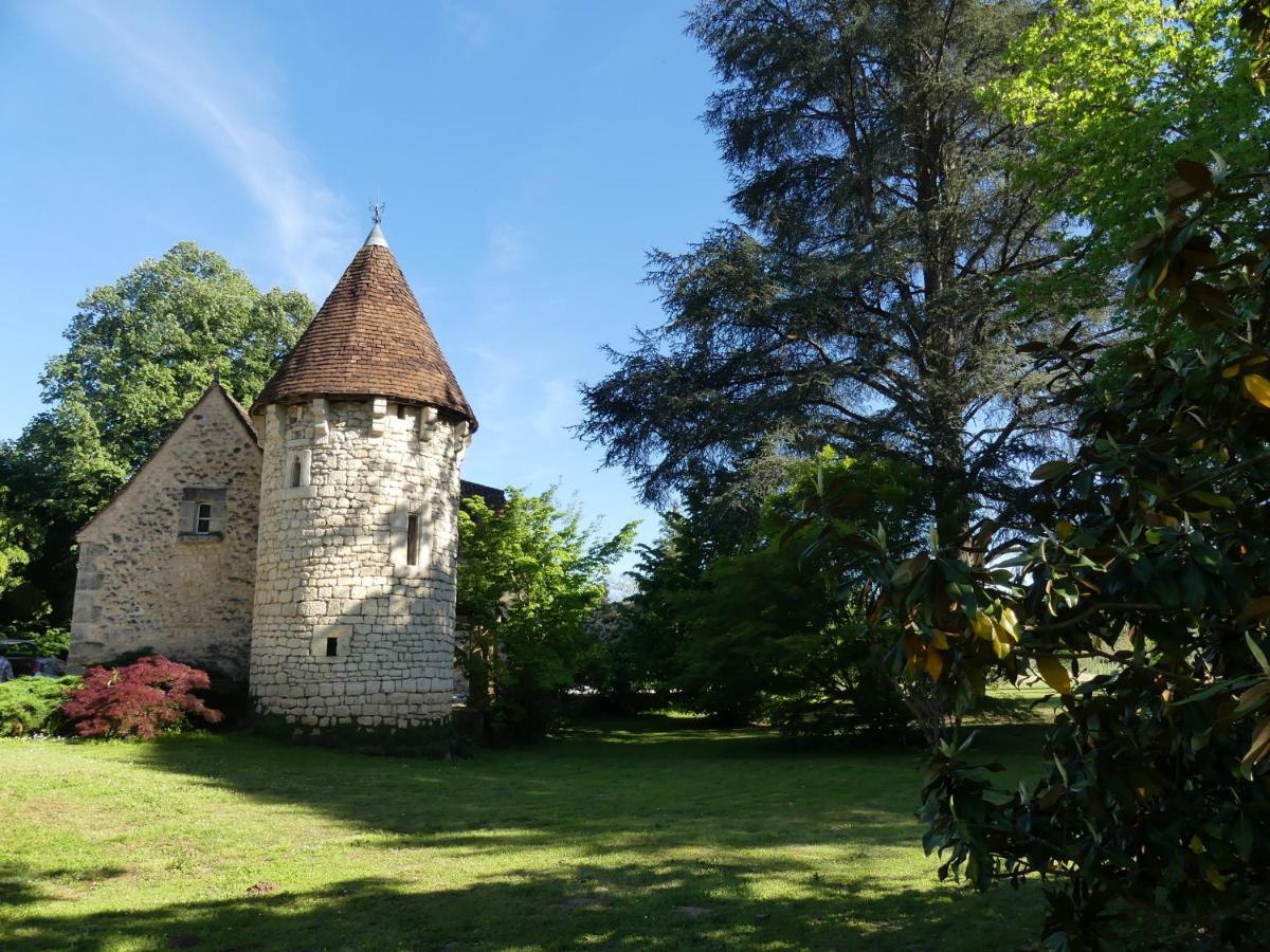 Le Petit Chateau - Adults Only Property Le Bugue Exterior photo