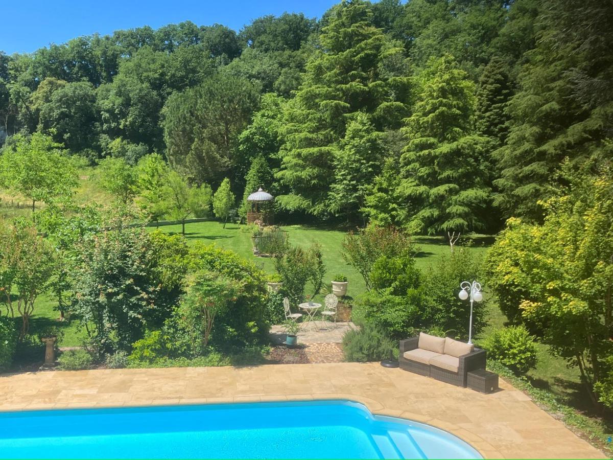 Le Petit Chateau - Adults Only Property Le Bugue Exterior photo