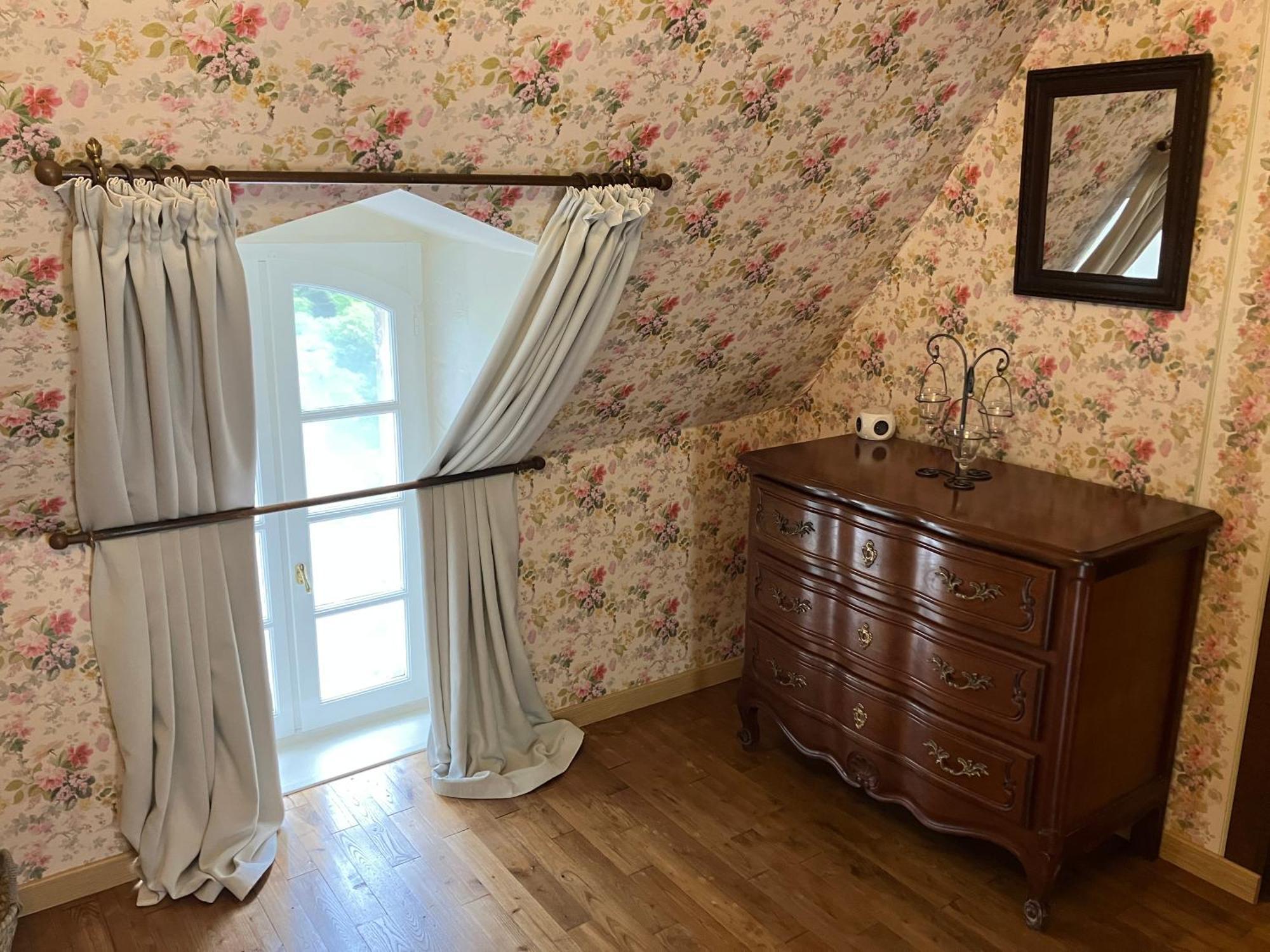 Le Petit Chateau - Adults Only Property Le Bugue Exterior photo